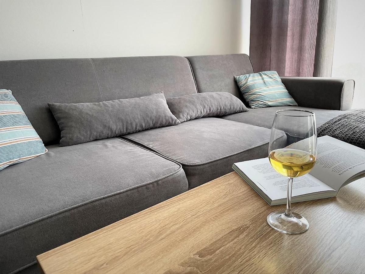 Giovanna Apartment With Terrace And Free Parking Pula Dış mekan fotoğraf