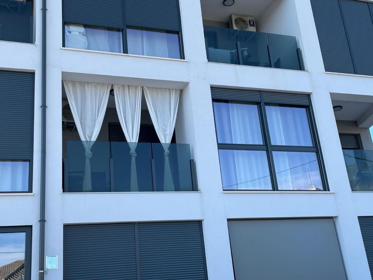 Giovanna Apartment With Terrace And Free Parking Pula Dış mekan fotoğraf